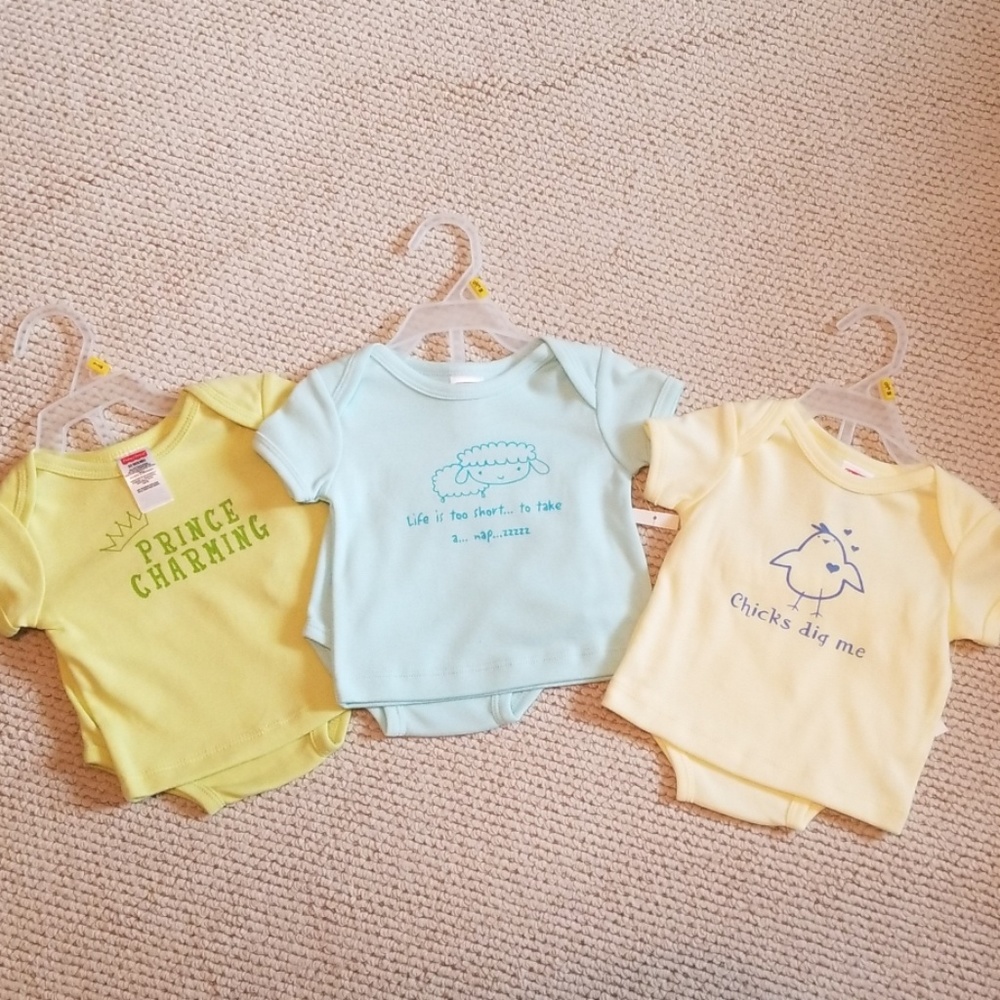 Lot of (3) 2 pc Infant Boys Short Sets Size 0-3 mo
